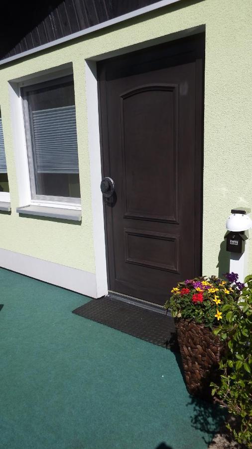 Ferienhaeuser Stuebgen Burg  Luaran gambar